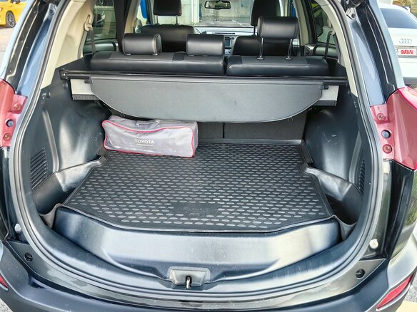 2013 Toyota RAV4 IV (XA40), чёрный, 2000000 рублей - вид 11