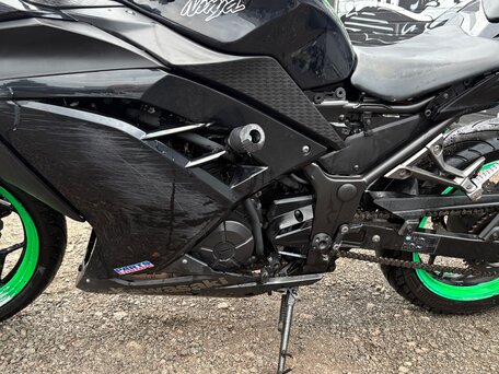 2013 Kawasaki Ninja 300, чёрный, 350000 рублей, вид 5