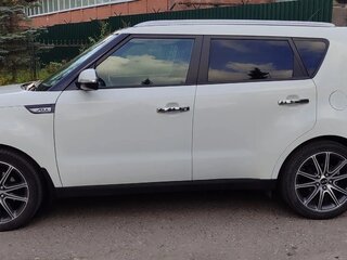 2018 Kia Soul II Рестайлинг, белый, 1399000 рублей, вид 3