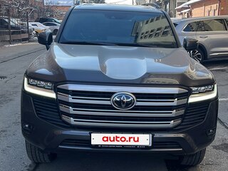 2022 Toyota Land Cruiser 300 Series, серый, 12000000 рублей, вид 1