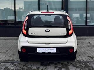 2017 Kia Soul II Рестайлинг, бежевый, 1430000 рублей, вид 4