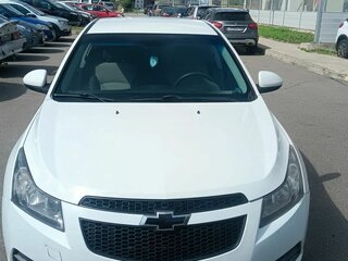 2012 Chevrolet Cruze I, белый, 670000 рублей, вид 3
