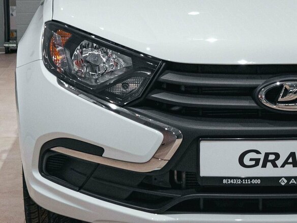 2026 Lada (ВАЗ) Granta I Рестайлинг, белый, 987000 рублей - вид 7