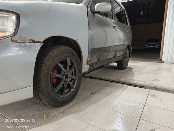 2000 Nissan Cube I Рестайлинг (Z10), серебристый, 97000 рублей - вид 10