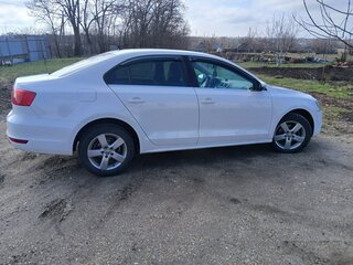 2013 Volkswagen Jetta VI, белый, 900000 рублей, вид 3