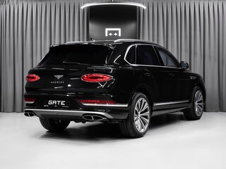 2026 Bentley Bentayga I Рестайлинг, чёрный, 49760400 рублей, вид 2