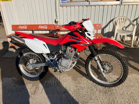 2005 Honda XR 230, красный, 170000 рублей, вид 1