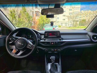 2021 Kia K3 II Рестайлинг, серый, 2180000 рублей, вид 5