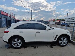 2011 Infiniti FX37 II (S51) Рестайлинг, белый, 1500000 рублей, вид 2
