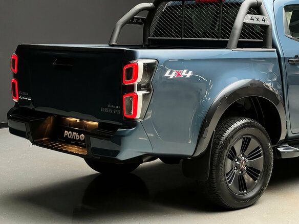 2023 Isuzu D-Max III, синий, 4400000 рублей - вид 10