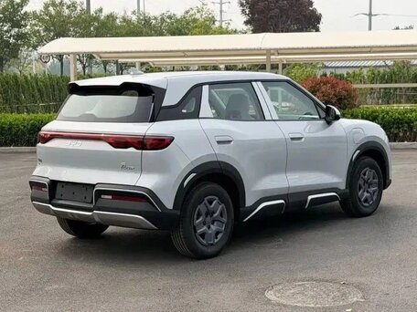 2026 BYD Yuan Up 32 kWh, белый, 1800000 рублей, вид 4