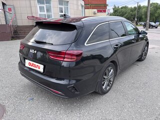 2022 Kia Ceed III Рестайлинг, чёрный, 1850000 рублей, вид 4