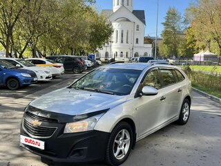 2013 Chevrolet Cruze I Рестайлинг, серебристый, 450000 рублей, вид 1