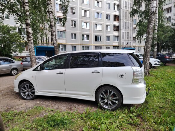 2007 Toyota Wish I Рестайлинг, белый, 740000 рублей - вид 7