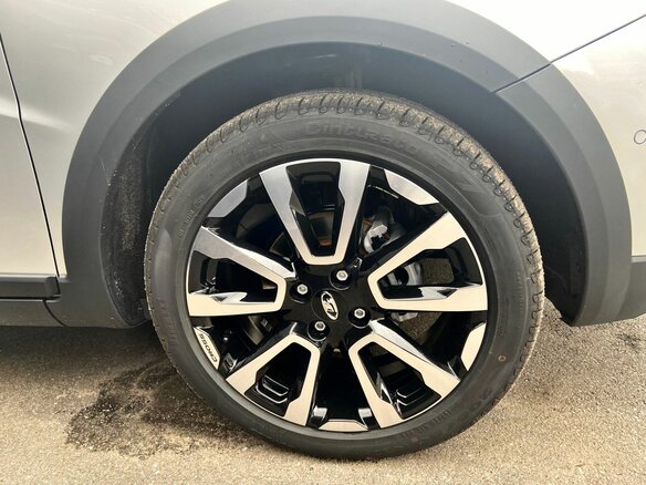 2026 Lada (ВАЗ) Vesta SW Cross I Рестайлинг (NG), серый - вид 5