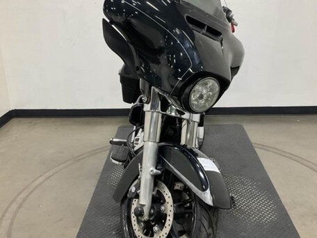 2014 Harley-Davidson Street Glide, чёрный, 799000 рублей, вид 3