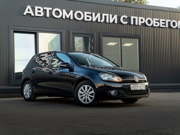 2012 Volkswagen Golf VI, чёрный, 795000 рублей - вид 2