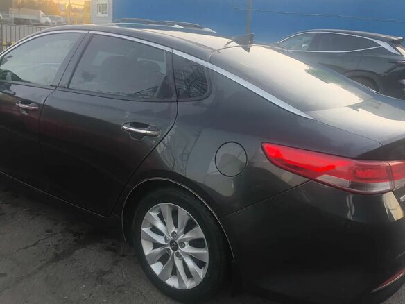 2017 Kia Optima IV, серый, 1870000 рублей - вид 2