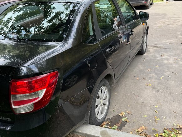 2013 Lada (ВАЗ) Granta I, чёрный, 350000 рублей - вид 1