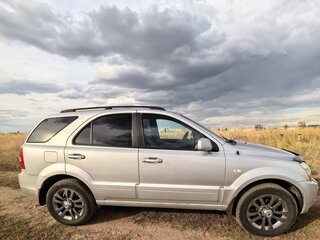 2008 Kia Sorento I Рестайлинг, серебристый, 820000 рублей, вид 2