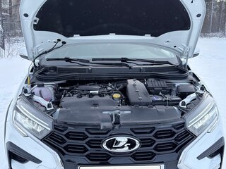 2024 Lada (ВАЗ) Vesta SW Cross I Рестайлинг (NG), белый, 1900000 рублей, вид 4