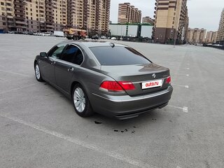 2005 BMW 7 серии 740i IV (E65/E66) Рестайлинг, серый, 990000 рублей, вид 3