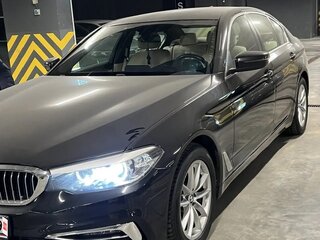 2019 BMW 5 серии 520i VII (G30/G31/G38), чёрный, 3400000 рублей, вид 1