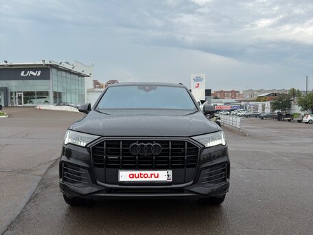 2020 Audi Q7 45 TDI II (4M) Рестайлинг, чёрный, 6490000 рублей, вид 3