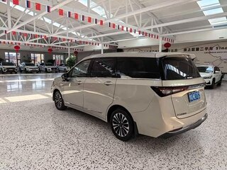 2023 Wuling Jiachen, бежевый, 1300333 рублей, вид 4
