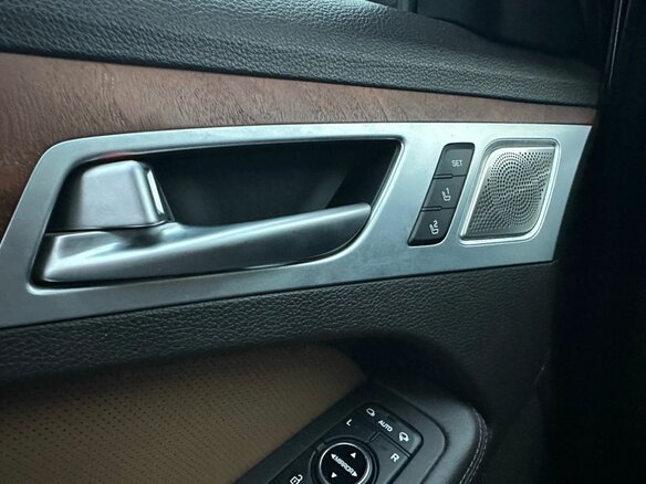 2019 Genesis G80 I, чёрный - вид 18