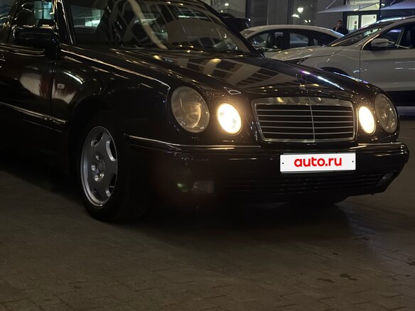 1998 Mercedes-Benz E-Класс 240 II (W210, S210), чёрный, 515000 рублей - вид 16