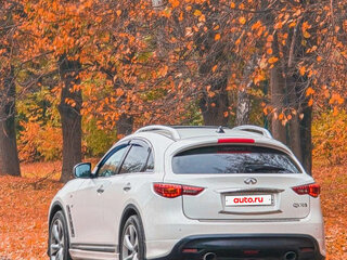 2013 Infiniti QX70, белый, 2175000 рублей, вид 5