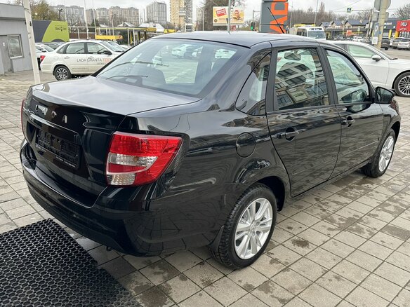 2026 Lada (ВАЗ) Granta I Рестайлинг, чёрный - вид 4