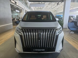 2024 Wey 80 Business Lounge 44.28 kWh, белый, 5600000 рублей, вид 2