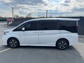 2017 Honda Stepwgn Spada V Рестайлинг, белый, 1855000 рублей - вид 2
