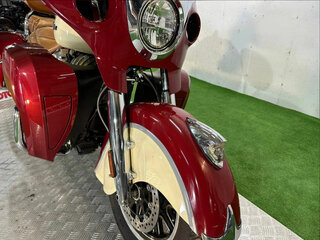 2015 Indian Roadmaster, красный, 920000 рублей, вид 3