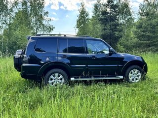 2015 Mitsubishi Pajero IV Рестайлинг 2, чёрный, 2200000 рублей, вид 4