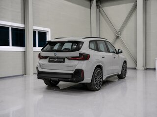 2026 BMW X1 Long 25Li xDrive III (U11/U12), серый, 7790000 рублей, вид 3