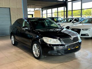2013 Skoda Octavia II (A5) Рестайлинг, чёрный, 1050000 рублей, вид 3