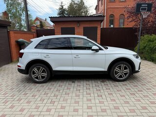 2021 Audi Q5 45 TFSI II (FY) Рестайлинг, белый, 5150000 рублей, вид 3