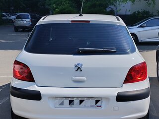 2006 Peugeot 307 I Рестайлинг, белый, 510000 рублей, вид 4
