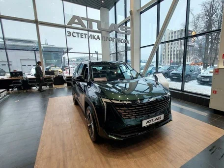 2026 Geely Atlas II, зелёный, 4295490 рублей, вид 2