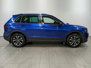 2019 Volkswagen Tiguan II, синий, 2040000 рублей, вид 4