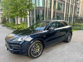 2022 Porsche Cayenne E-Hybrid III, синий, 10400000 рублей, вид 1
