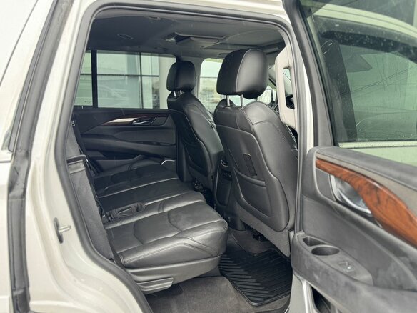2020 Cadillac Escalade IV, белый, 3665000 рублей - вид 18