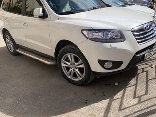 2010 Hyundai Santa Fe II Рестайлинг, белый, 1300000 рублей, вид 1