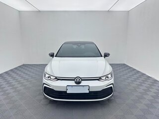 2022 Volkswagen Golf VIII, белый, 1950000 рублей, вид 2