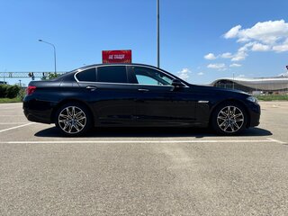 2016 BMW 5 серии 520d VI (F10/F11/F07) Рестайлинг, чёрный, 2050000 рублей, вид 3