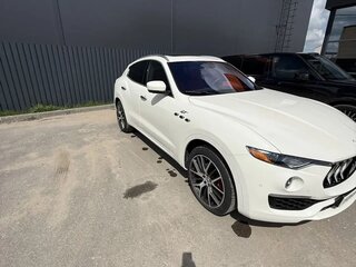 2022 Maserati Levante I Рестайлинг, белый, 5800000 рублей, вид 2