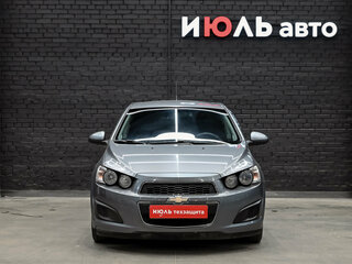 2013 Chevrolet Aveo II, серый, 600000 рублей, вид 2